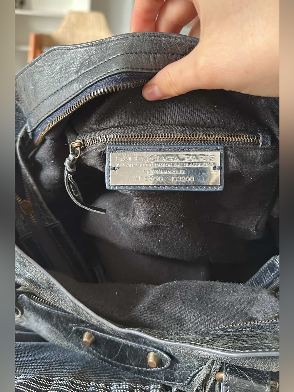 CITY BAG - Picture 4 of 4